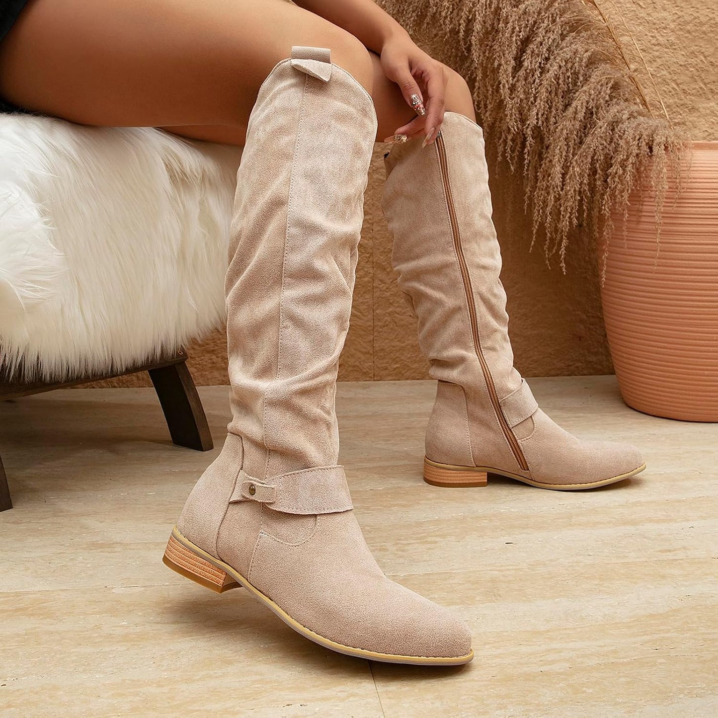 Bottes Élégantes en Suédine - Confort et Style Assurés